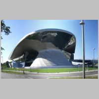 BMW Welt in München, photo by Maximilian Dörrbecker, Wikipedia.jpg